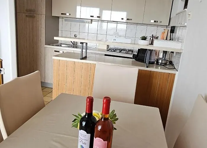 Appartement Pida Primošten